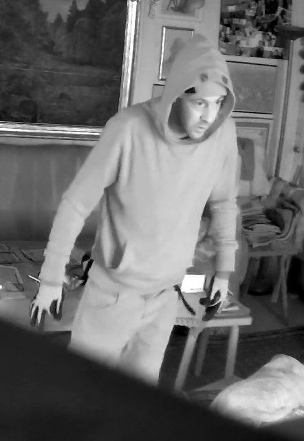 Person B · Kapuze, Statur, 15:16:56